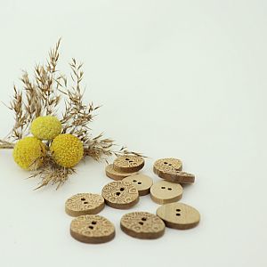 Bio Holzknopf Olivenholz oval mit Blumenmuster 20mm im Set